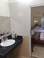 Thủ Đô Vàng 8 Hotel